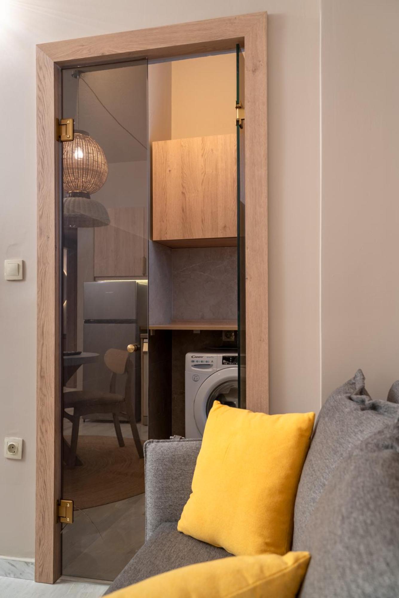 Num Suites & Lofts Athen Eksteriør bilde