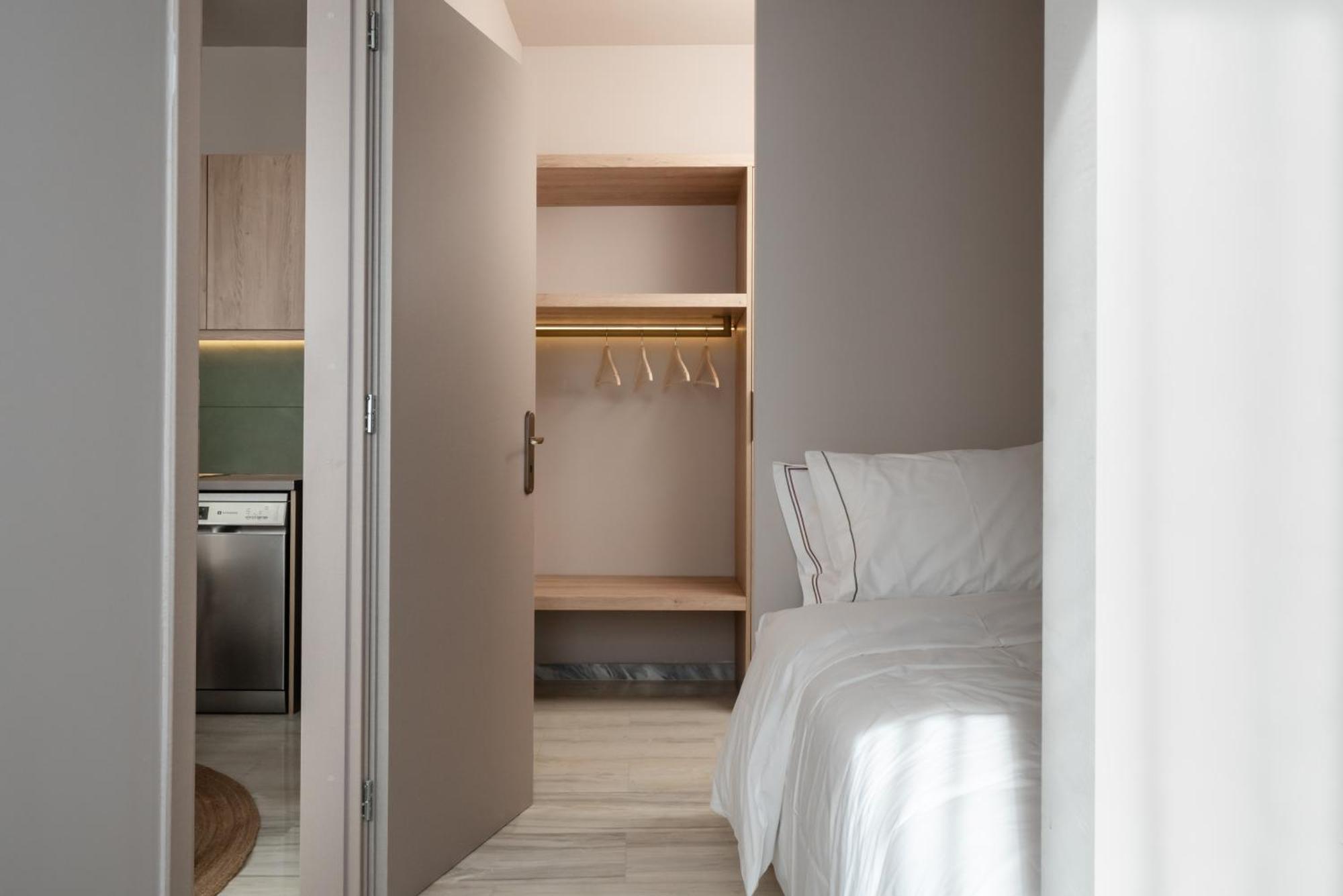 Num Suites & Lofts Athen Eksteriør bilde